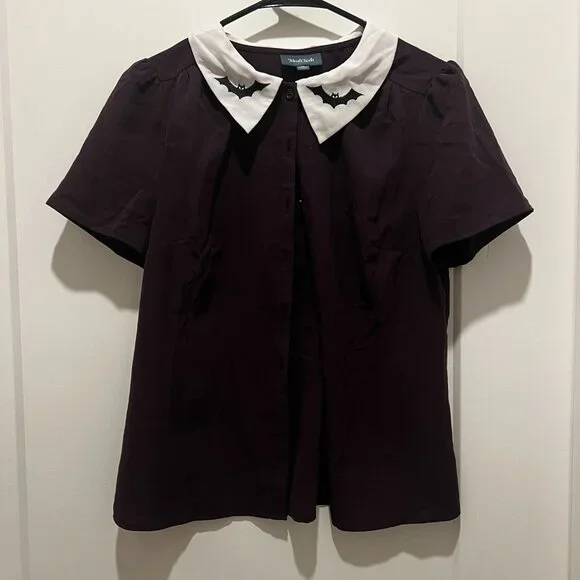 Modcloth Button Up Blouse Size M in Plum Purple with Bats on Collar - Picture 2 of 4